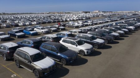 වාහන ආනයනය ගැන රජය ගත් නව තීරණය