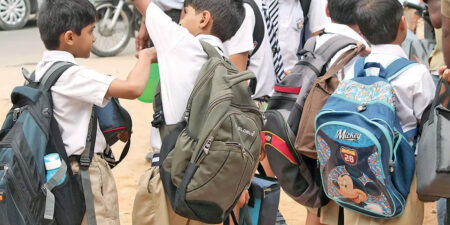 පොත් බෑග් බර අඩු කරන්න පියවර