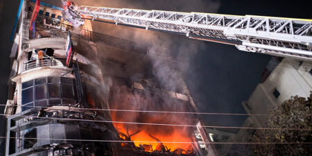 ගින්නකින් 43 දෙනෙකු ජීවිතක්ෂයට