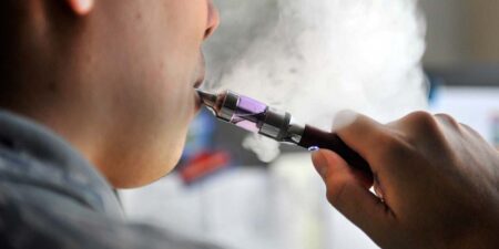 නවසීලන්තය ඊ – සිගරට් තහනම් කරයි