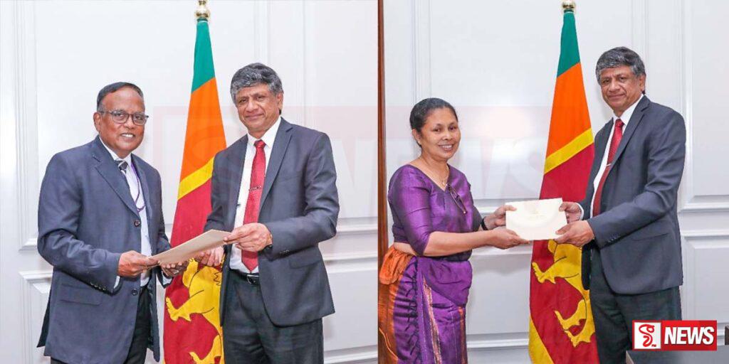 පළාත් දෙකකට නව ප්රධාන ලේකම්වරුන් දෙදෙනෙක්