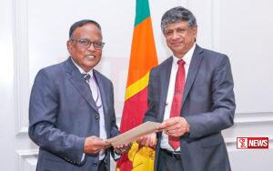 උතුරට සහ වයඹට නව ලේකම්වරු දෙදෙනෙක් පත් කරයි