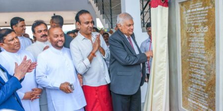 සංචාරක ව්යාපාරය රට තුළට ගෙන ඒමෙන් ජනතාවගේ ආර්ථිකය ශක්තිමත් කළ හැකියි-ජනපති