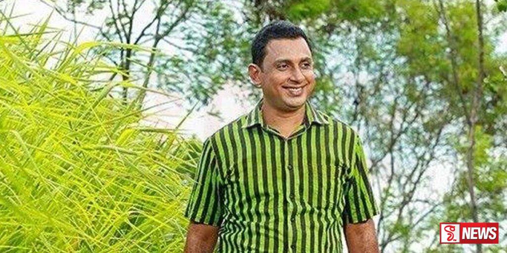 කොමිස් ගැසීම රජය මැදිහත්ව නවතා දැමිය යුතුයි-රෝහණ