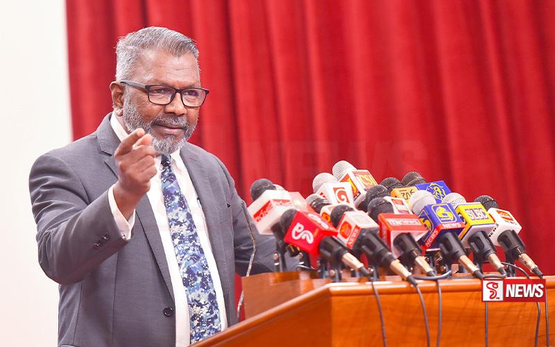 ජාතික උසස් අධ්යාපන සංවර්ධන කොමිසම පිහිටුවීමේ කටයුතු කඩිනම් කිරීමට පියවර