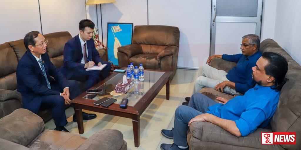 විමල් වීරවංශ සහ චීන තානාපති කාර්යාලයේ කවුන්සල්වරයා අතර විශේෂ හමුවක්!