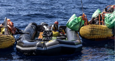 බෝට්ටුවක් පෙරලී පුද්ගලයන් 60 දෙනෙකු මරුට