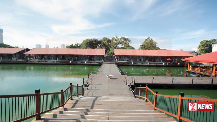 පිටකොටුව පාවෙන වෙළද සංකීර්ණය ජපානයට බදු දෙයි