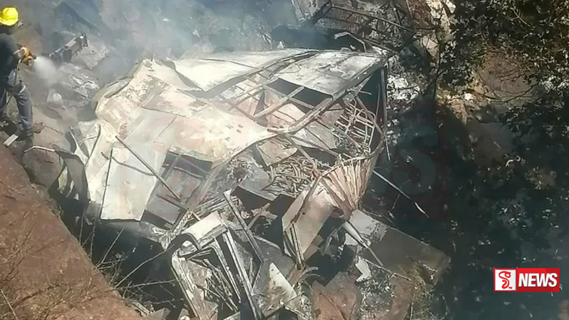 බෝම්බ පිපිරීමකින් අට දෙනෙකු මියයයි