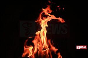 දෙහිවලදී මෝටර් රථයක් ගිනිගනී