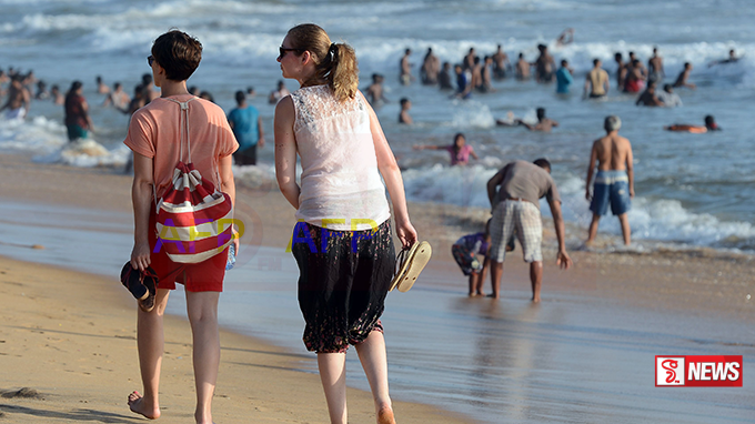 වීසා කාලය ඉක්මවූ විදේශිකයන් විශාල ප්රමාණයක් ලංකාවේ