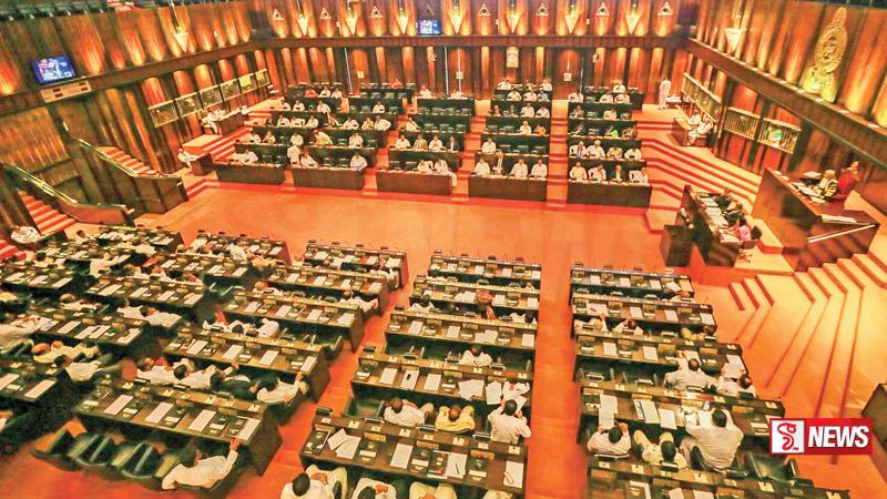 පොහොර නිසා සජිත්, මහින්ද පාර්ලිමේන්තුවේදී පැටලෙයි (වීඩියෝ)