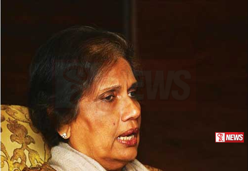 අනුරගේ ප්රකාශයට චන්ද්රිකා එකග වෙයි. මට දුන්න වාහන වලින් 07 ක් ආපහු දුන්නා (වීඩියෝ)