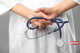 ව්යාජ වෛද්යවරුන් සහ වෛද්ය මධ්යස්ථාන ගැන විමර්ශනයක්