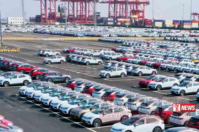 වාහන ආනයනය ලබන වසරේ