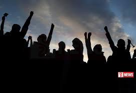 පොහොට්ටු කාර්යාලය අසල නොසන්සුන්