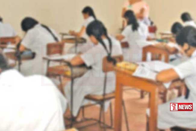 සාමාන්ය පෙළ විභාගයේ ඉංග්රීසී භාෂා ප්රශ්න පත්රය වට්ස්ඇප් ඔස්සේ සංසරණය වීම පිළිබදව පරීක්ෂණයක්