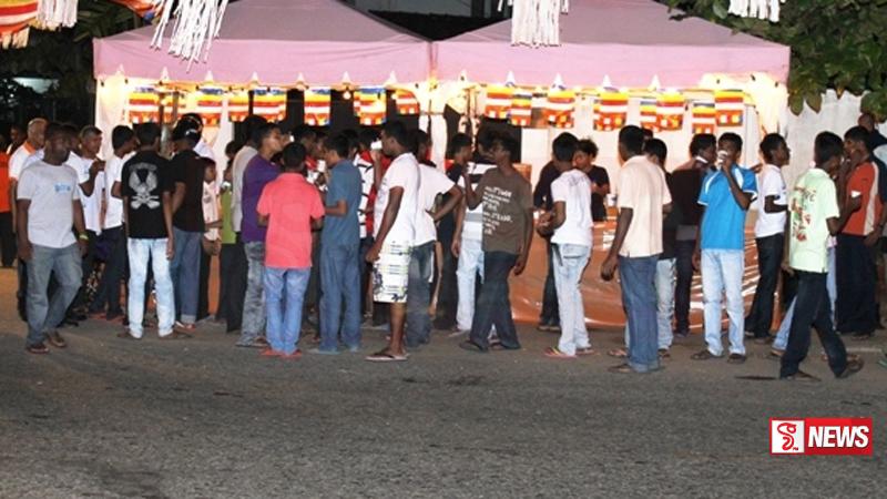 දන්සල් ආහාර පරිභෝජනයට නුසුදුසු මට්ටමේ නම් පැමිණිලි කරන්න – මහජන සෞඛ්ය පරීක්ෂකවරු ඉල්ලයි