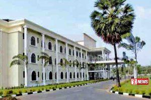 මඩකලපුව නව දිස්ත්රික් ලේකම් කාර්යාලය විවෘත කෙරේ