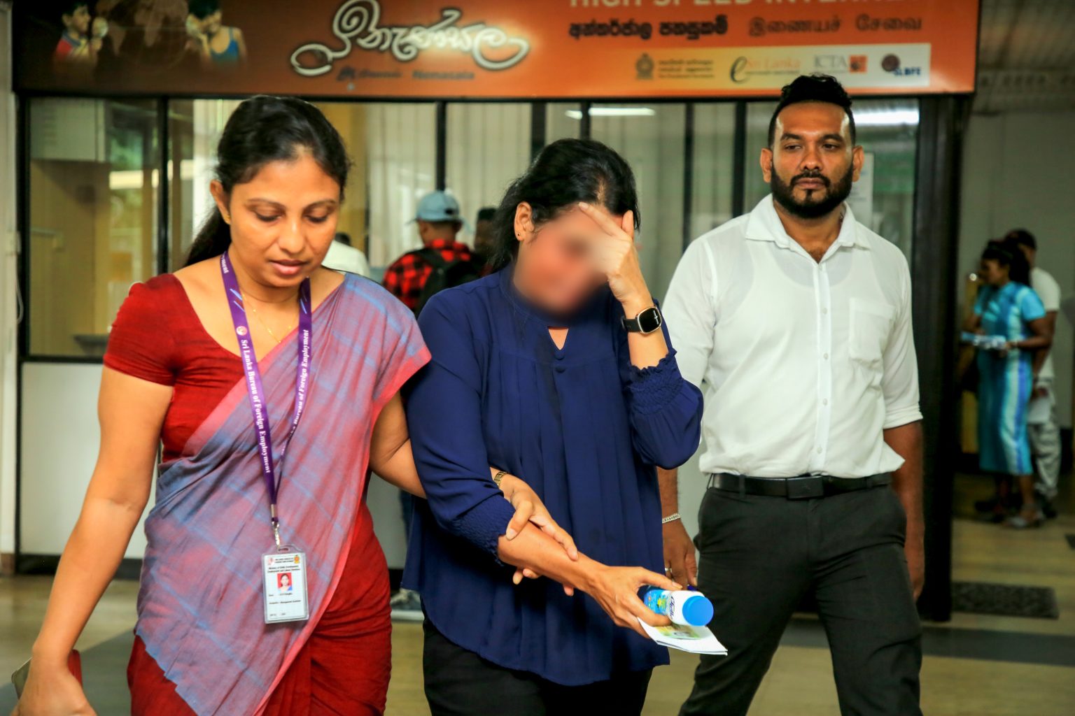 ඊශ්රායල් රැකියා මැවූ කතරගම නිල්මිණි කාර්යාංශ දැලට හසුවෙයි