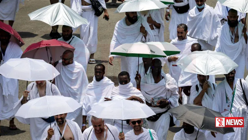 හජ් වන්දනාව අතරතුර දැඩි උණුසුමෙන් ජීවිතක්ෂයට පත් වූ සංඛ්යාව 14ක් දක්වා ඉහළට