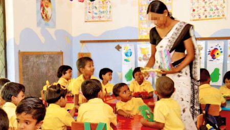 පෙරපාසල් ගුරුවරුන්ට ලබා දෙන දීමනාව රුපියල් 2,500ක් දක්වා ඉහළට