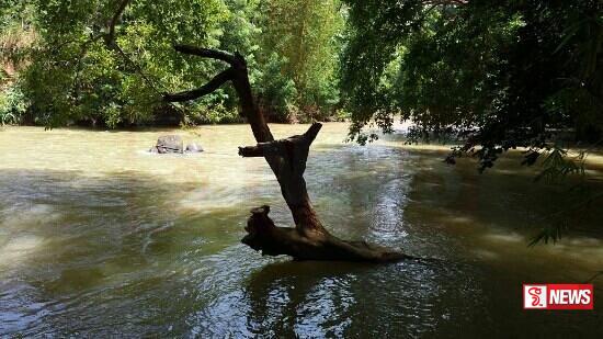 දඹුලු ඔයේ මහා පරිමාණ වැලි ජාවාරම් (වීඩියෝ)