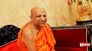 මල්වතු මහ නාහිමිගේ ජන්ම දිනය වෙනුවෙන් අඩු ආදායම් ලාභීන්ට සහනාධාර (වීඩියෝ)