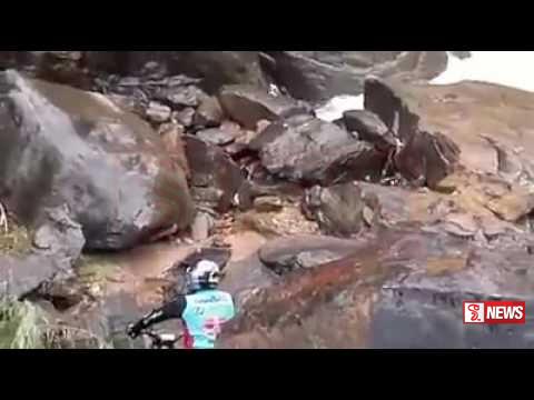 ගල්වලක වැටී මියගිය දරුවන්ගේ සිරුරු සොයා ගැනේ