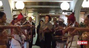 යුනෙස්කෝ අධ්යක්ෂවරිය දිවයිනට