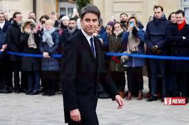 ප්රංශ අගමැති සිය ධූරයෙන් ඉවත් වෙයි