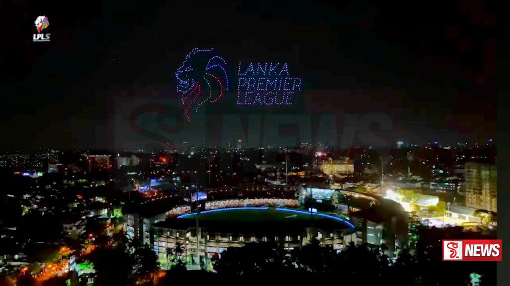 කොළඹ අහස සැරසූ Drone Show එක (වීඩියෝ)