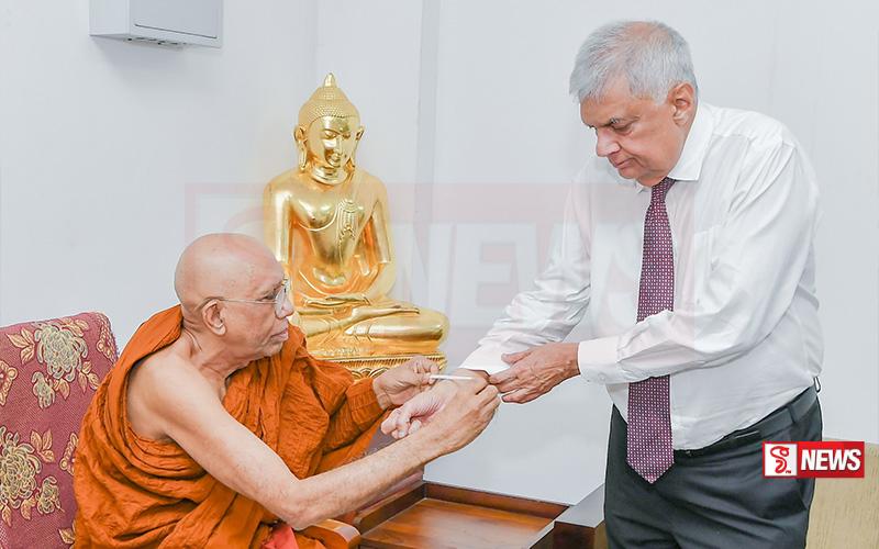 “ඡන්දෙ හරි දිනේට තියන්න මැතිවරණ කොමසාරිස්ට දැනුම් දුන්නා.”-ජනපති