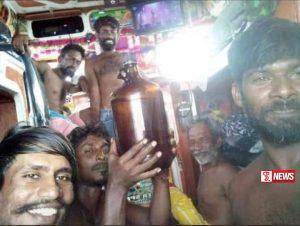 මිය ගිය ධීවරයින්ගේ අවසාන සෙල්ෆි ජායාරුපය (වීඩියෝ)