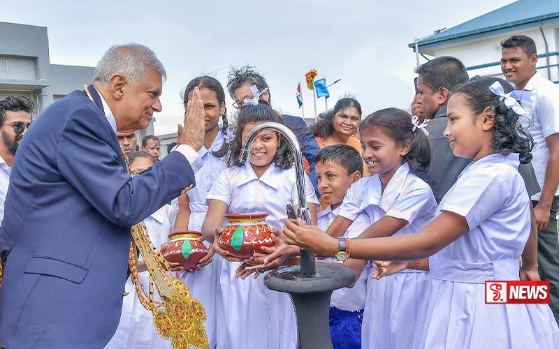 සිවිල් යුද්ධය අවසන් : දැන් සියලුදෙනා එක්ව සංවර්ධන යුද්ධය ජය ගනිමු.