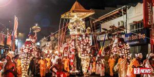 ශ්රී දළදා මාලිගාවේ අවසන් රන්දෝලි පෙරහැර අදයි