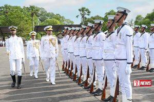 ඉඳුරාම බඳවා ගත් නිලධාරීන් 24 ක් නාවික හා සාගරික විද්යාපීඨයේදී විසිර යයි