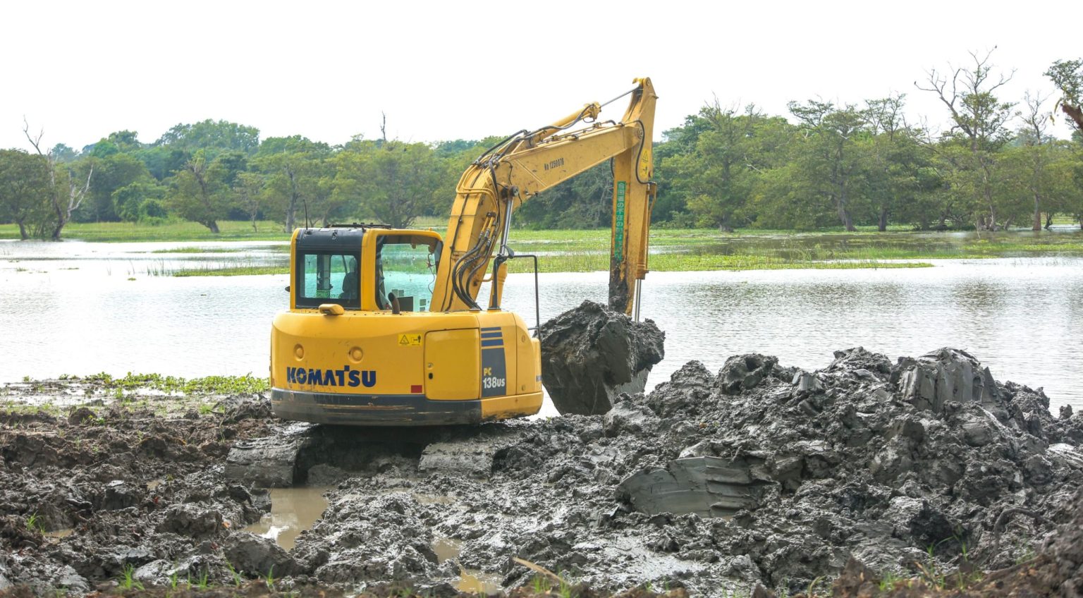 වැව් 100ක් ප්රතිසංස්කරණය කෙරේ