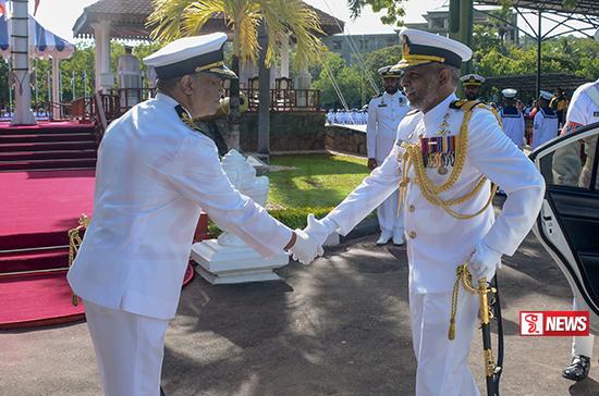 මූලික අනුගතවීමේ පාඨමාලාව සාර්ථකව සම්පූර්ණ කල නිලධාරීන් 13 ක් නාවික හා සාගරික විද්යාපීඨයේදී විසිර යයි