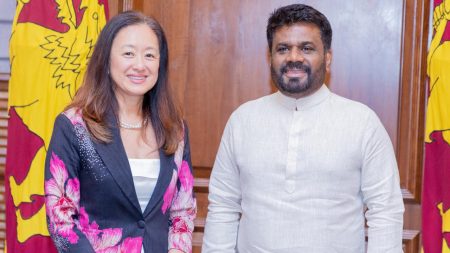 ජනපති සහ ජුලී චන්ග් අතර හමුවක්