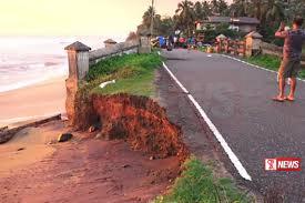 කලුතරින් මුහුද ගොඩ ගලයි