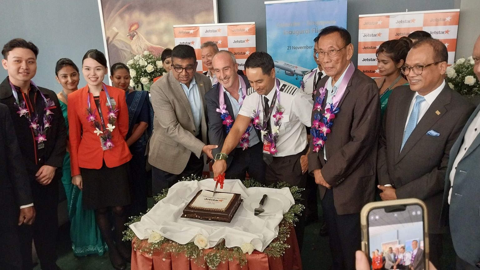 ශ්රී ලංකාව සහ සිංගප්පූරුව අතර නව ගුවන් සේවාවක්