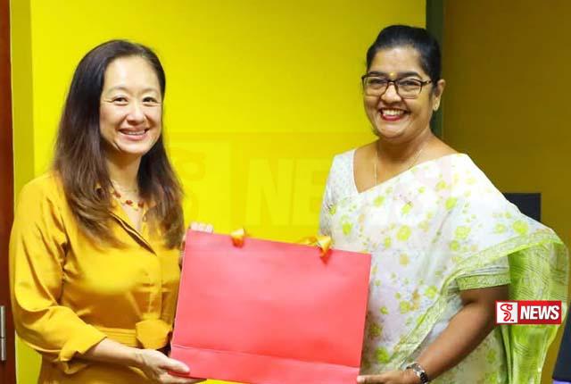 ජූලි චංග් කාන්තා හා ළමා කටයුතු ඇමතිනී හමුවෙයි