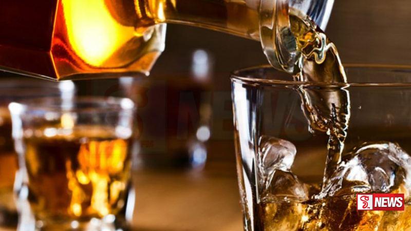 නීති විරෝධී මත් පැන් නිශ්පාදනය සිදු කළ චීන ජාතිකයෙකු අත්අඩංගුවට