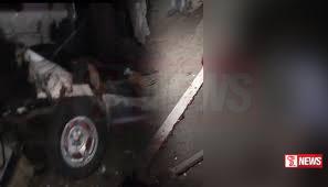 බස් – වෑන් රථ අනතුරකින් 12 දෙනෙකුට තුවාල