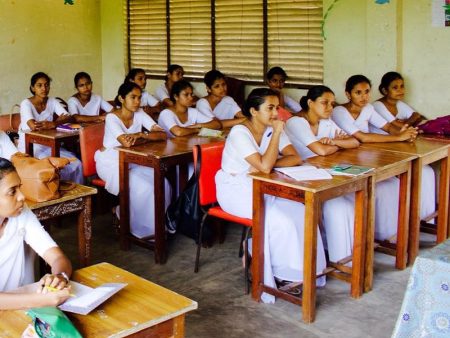 පළාත් තුනක අධ්යාපන අධ්යක්ෂ තනතුරු පුරප්පාඩු