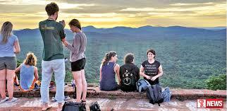 මැයි මාසයේ වාර්තාගත සංචාරක පිරිසක් දිවයිනට