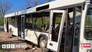 යුක්රේනයේ මගී බස් රථයකට රුසියානු ප්රහාරයක්