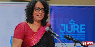 පාසල තුළ දරුවන් අනාරක්ෂිත බව අග්රාමාත්යවරිය කියයි