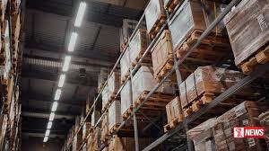 ගබඩාවක් කඩා පුපුරණ ද්රව්ය පැහැරගනී